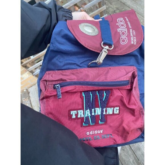 Vintage ADIDAS 3 Stripe AAC Adidas Phys Ed Training Athletic Club Backpack Red - Picture 7 of 7